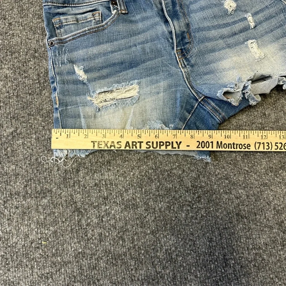 Aeropostale Shorts Womens Size 2 Light Wash Distressed Frayed Hem Denim Casual